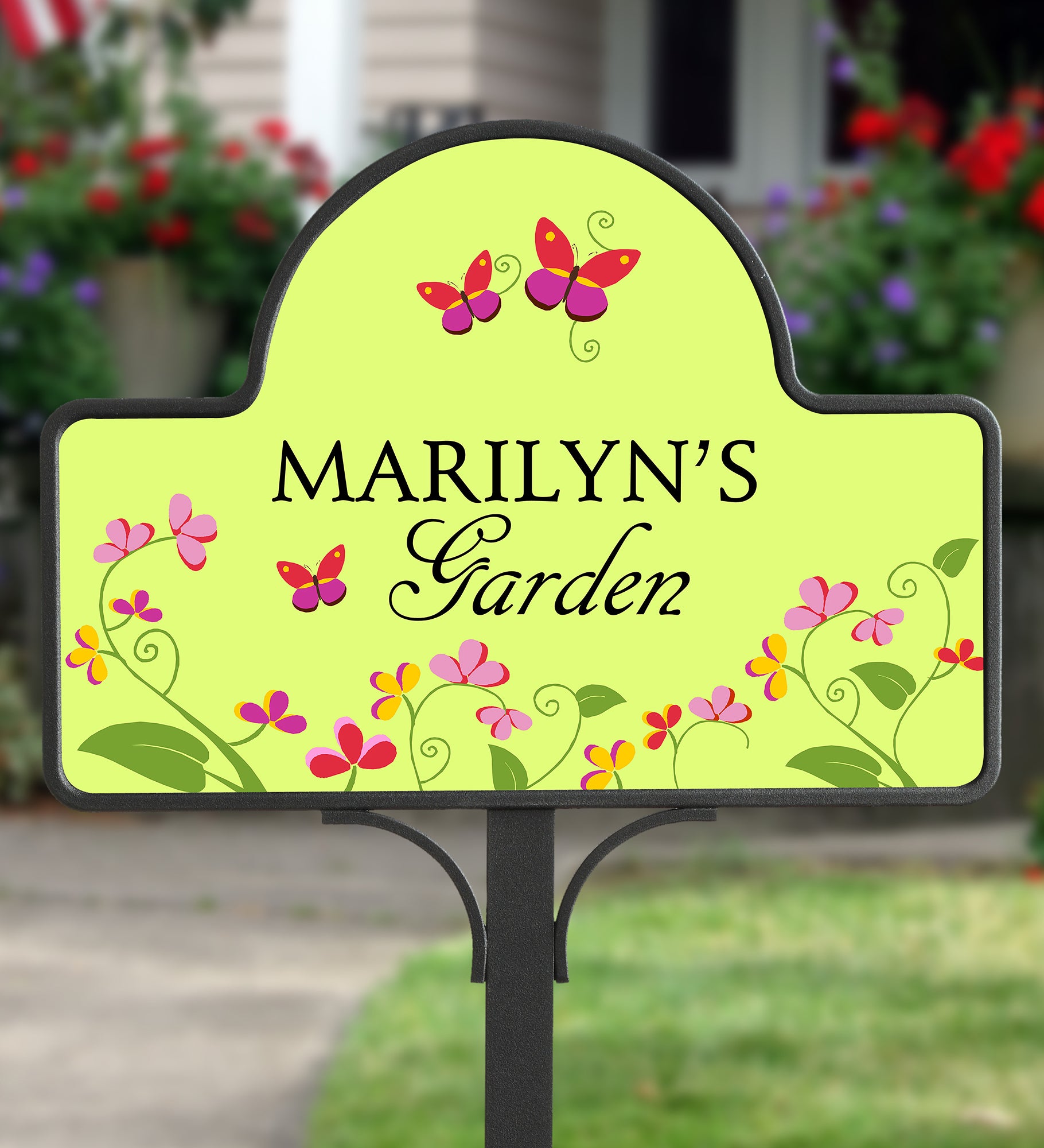Floral Welcome Personalized Magnetic Garden Sign